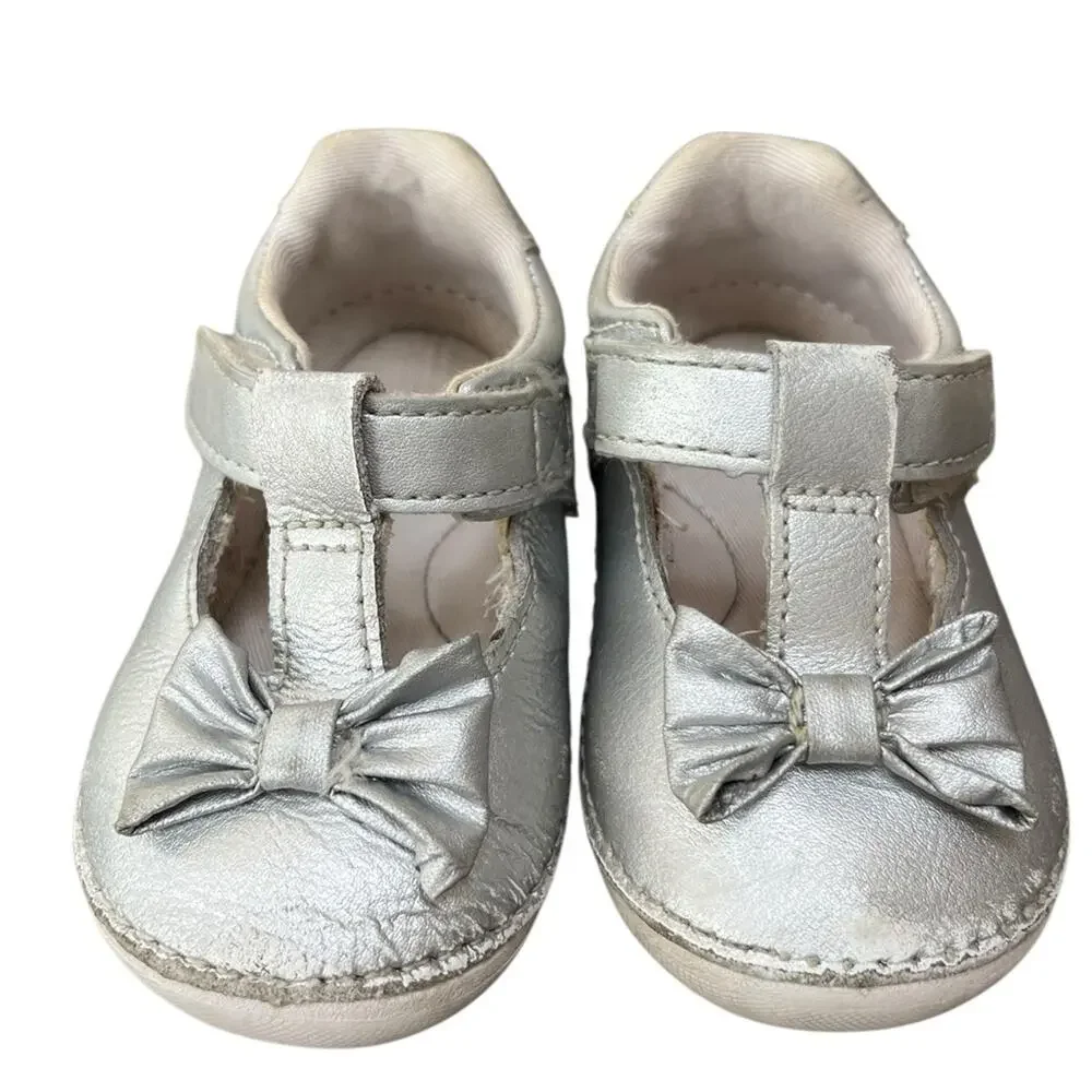 Stride Rite Silver with Bow Infant Shoes Size 5M